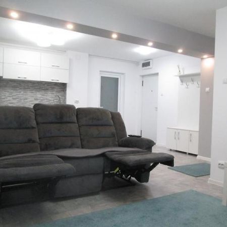 Apartament Sarra Targoviste Extérieur photo