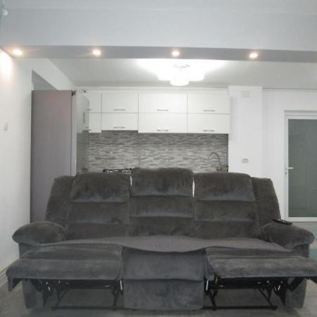 Apartament Sarra Targoviste Extérieur photo